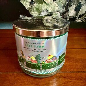 NEW TREE FARM 3-Wick 14.5oz Candle Bath & Body Works